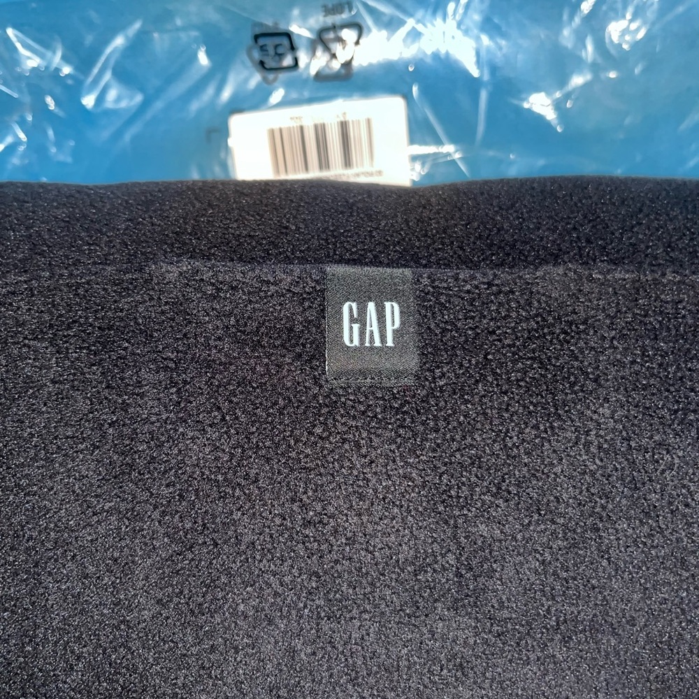 Yeezy Gap Polar Fleece Black - Picture 2 of 7